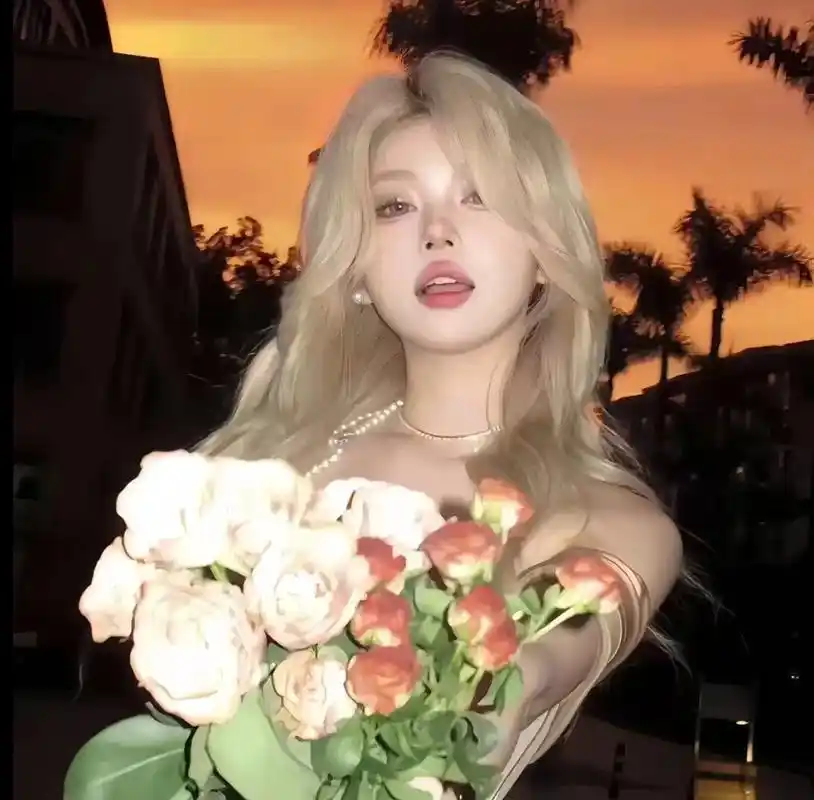 GiftCardHome Lisa avatar